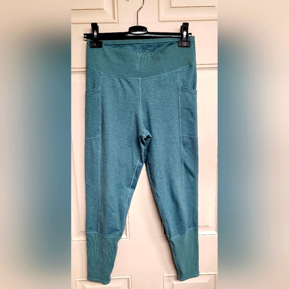 Women's Size Med, Threads 4 Thoughts "Reactive"  ♻️ Yoga Pants. - Picture 1 of 8